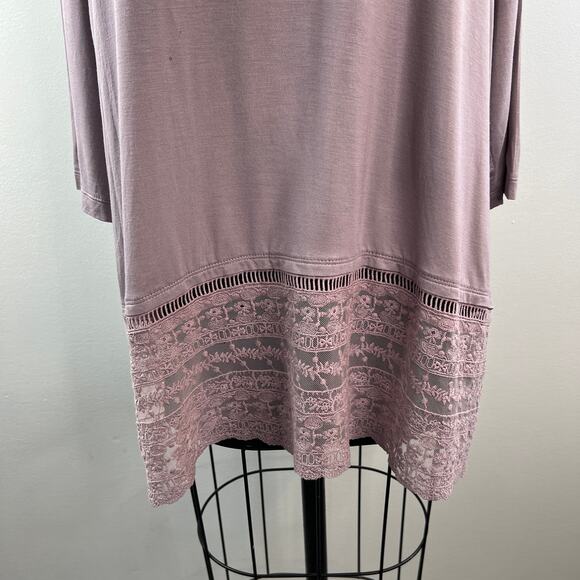LOGO by Lori Goldstein Lilac Top Floral Lace Hem Scoop Neck 3/4 Sleeve Size 1X - Picture 3 of 10